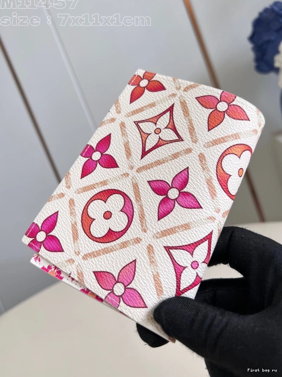 First bag ru cm VUITTON LOUIS Pocket Organizer-7.5*11.1*1 0812
